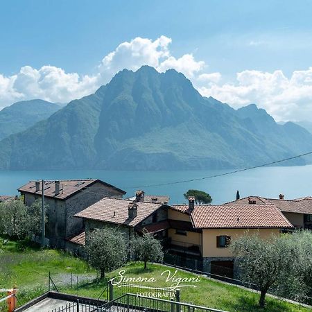 Casa Aria Apartment Riva di Solto Exterior photo